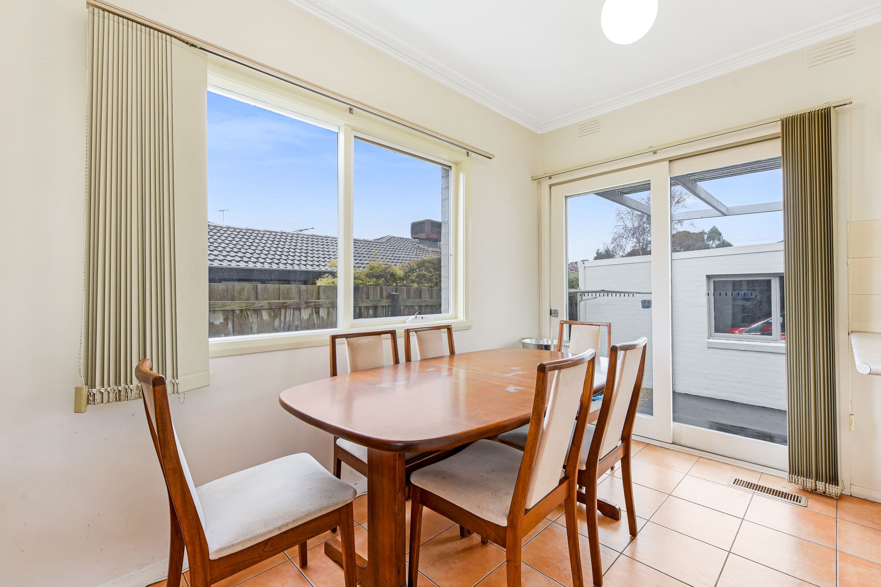 36 Cambridge Drive, Glen Waverley VIC 3150, Glen Waverley - Thumbnail 3