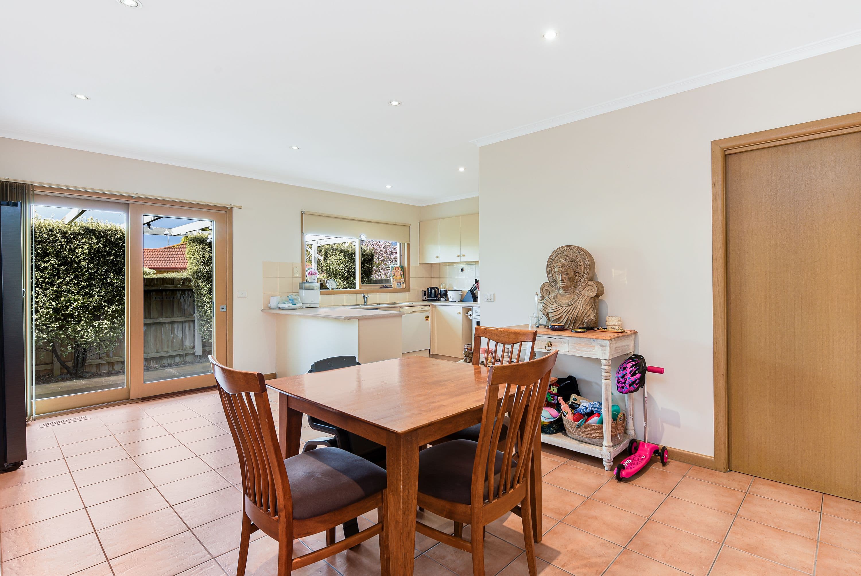 36 Cambridge Drive, Glen Waverley VIC 3150, Glen Waverley - Thumbnail 8