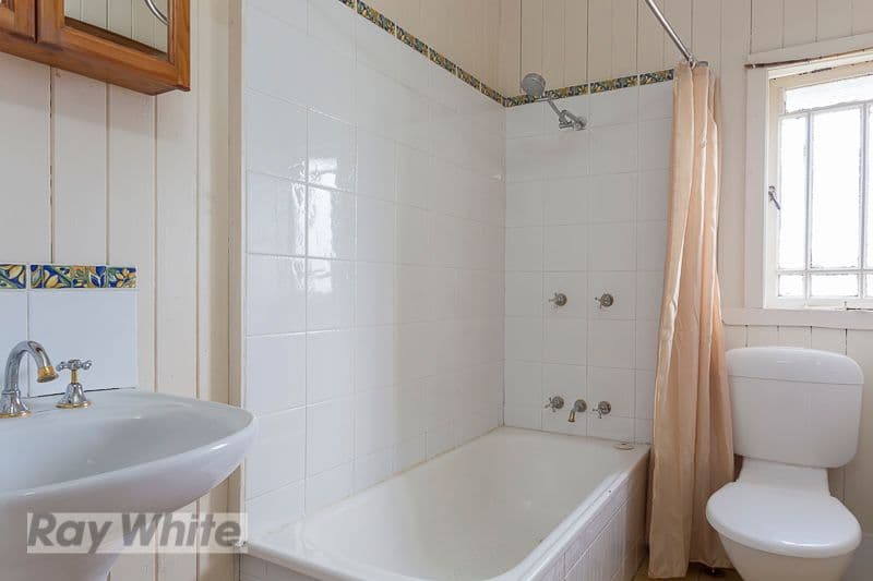 10 Mcpherson Street, GORDON PARK QLD 4031, Gordon Park - Thumbnail 3