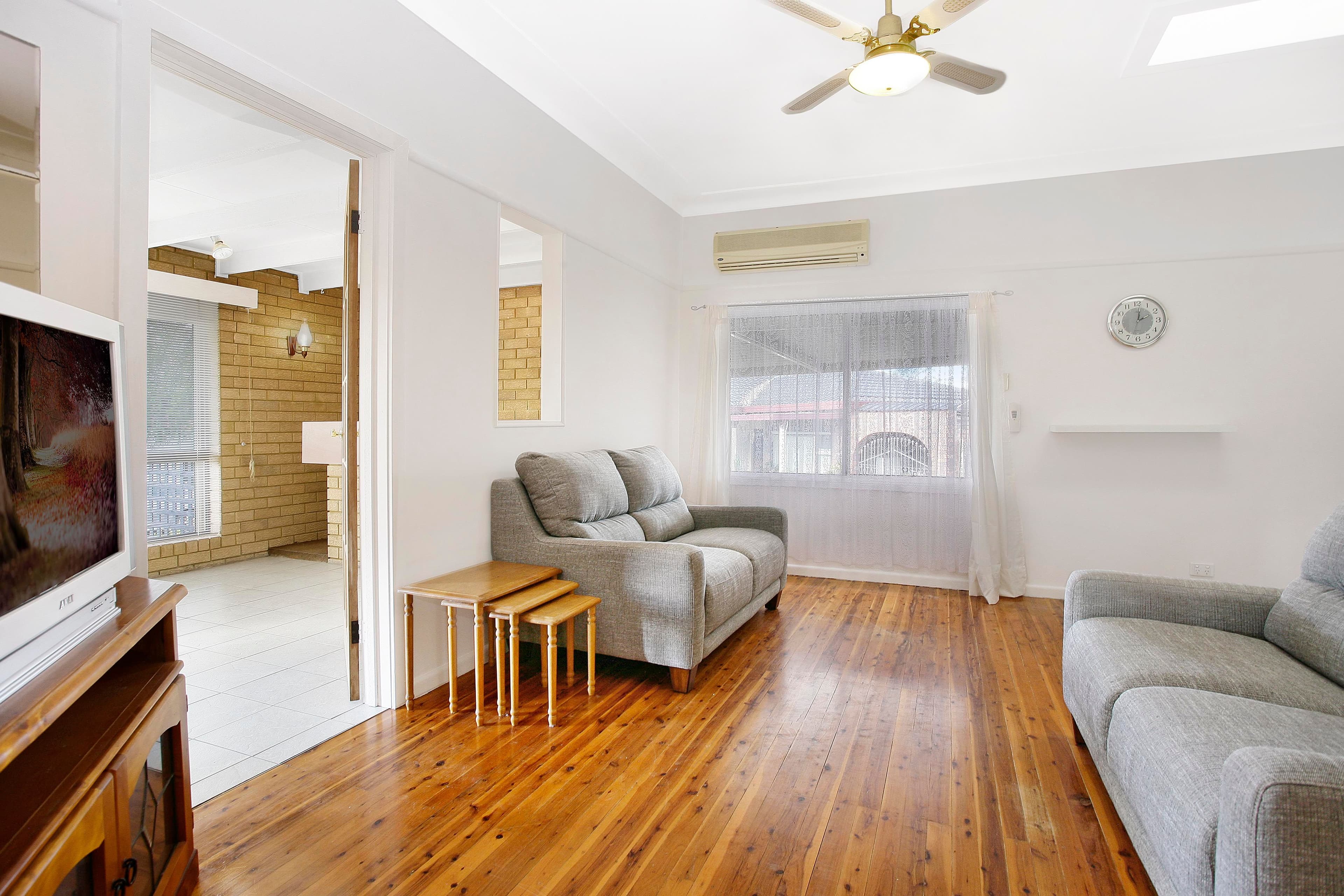 4 Tonga Crescent, Smithfield - Thumbnail 3