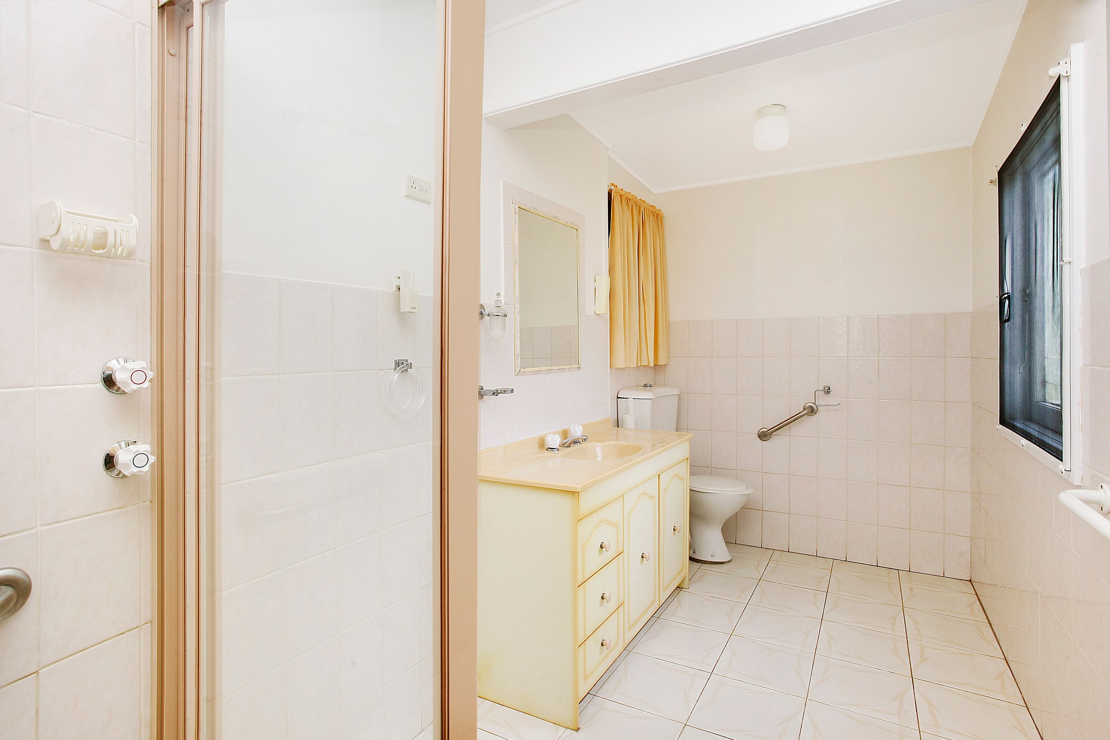 4 Tonga Crescent, Smithfield - Thumbnail 4