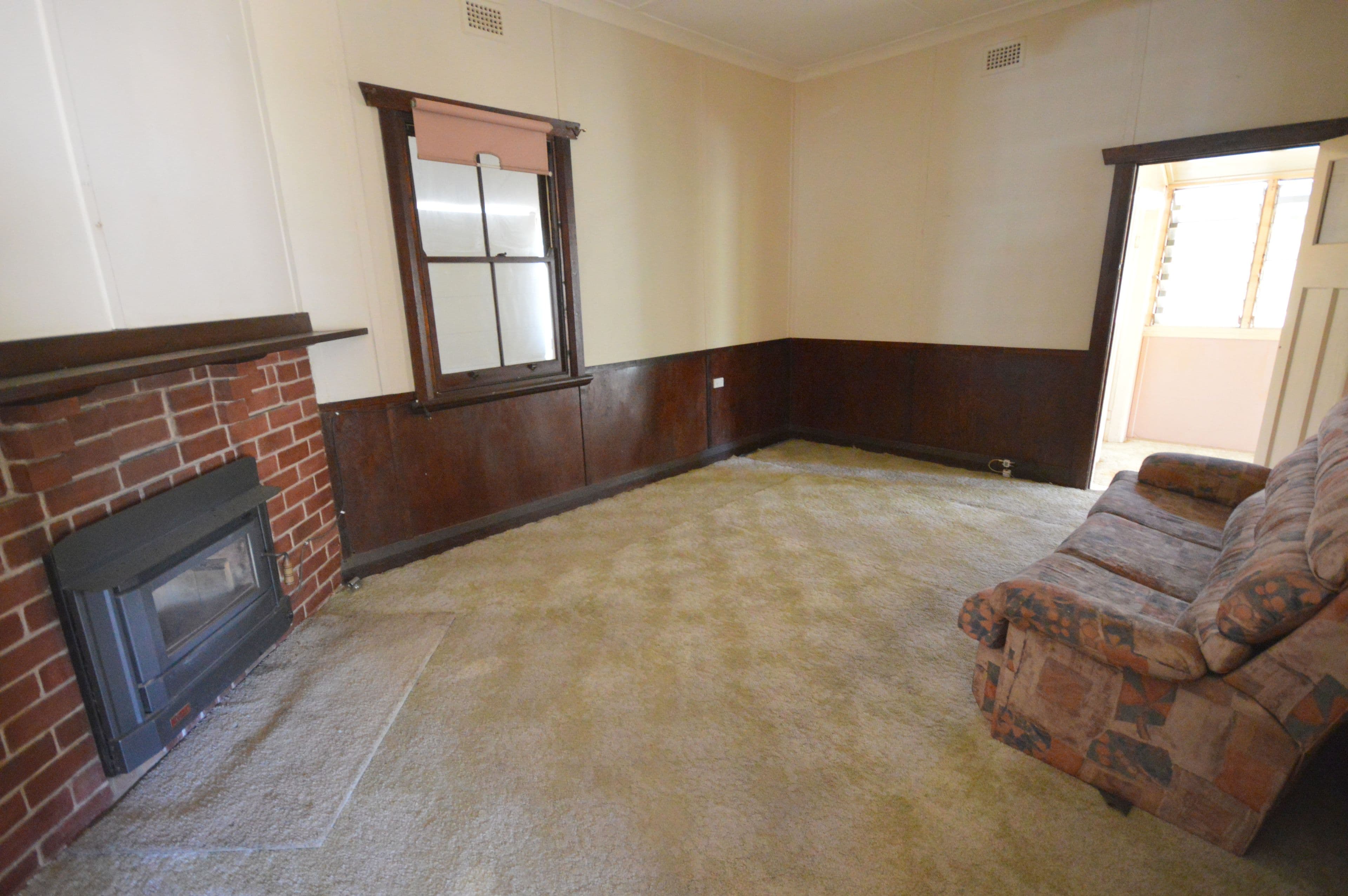 62 Lachlan Street, Cowra - Thumbnail 2