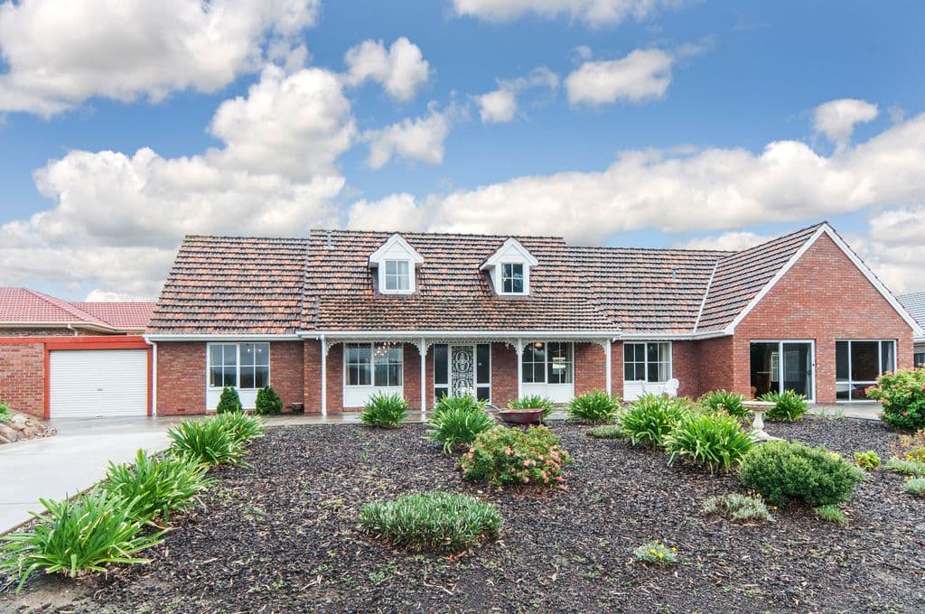26 Daveys Road, FLAGSTAFF HILL SA 5159, Flagstaff Hill - Image 1
