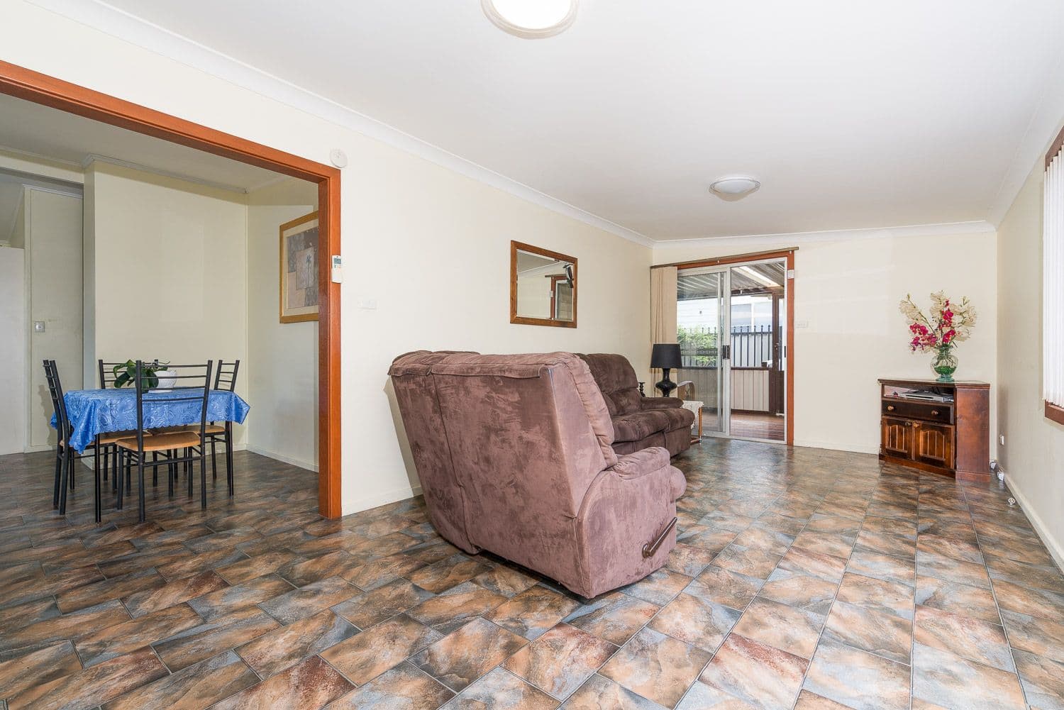 69 Hobart Avenue, Umina Beach - Thumbnail 4