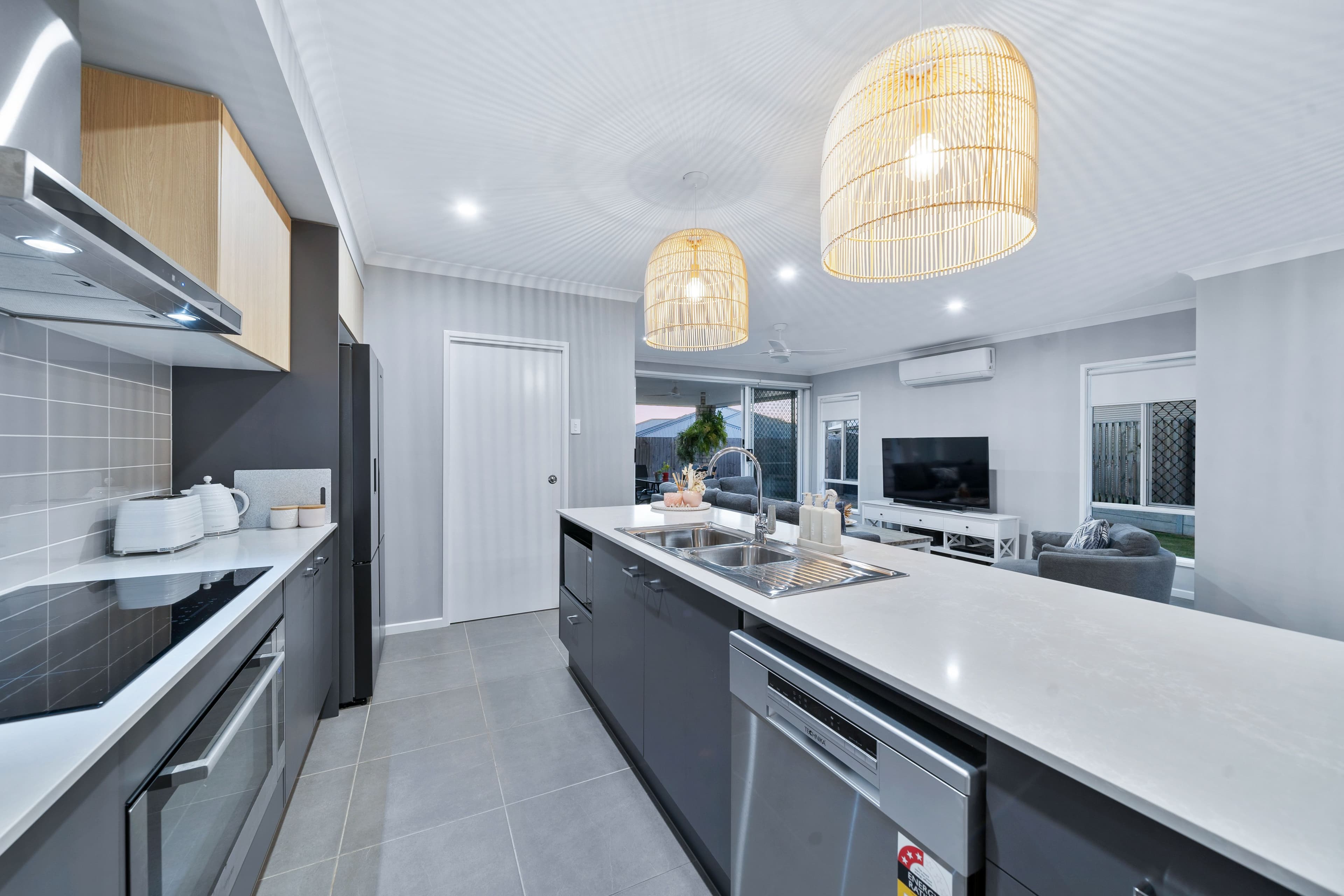 3 Britton Street, Greenbank QLD 4124, Greenbank - Thumbnail 2