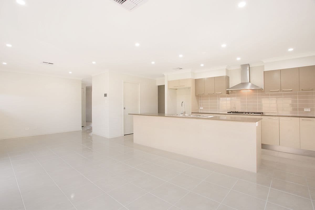 32 Graham Street, Mango Hill QLD 4509, Mango Hill - Thumbnail 4