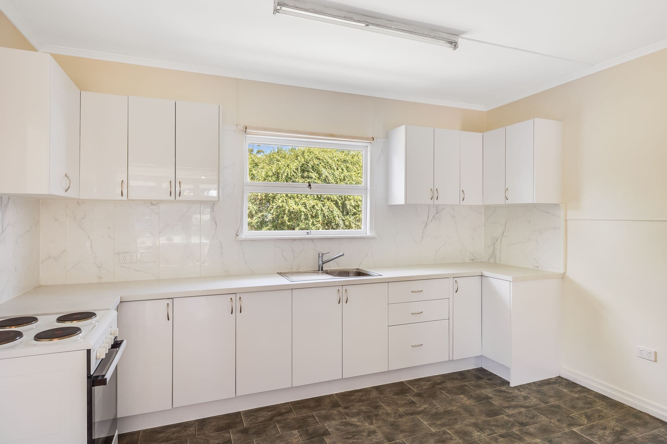 16A Kate Street, Harlaxton QLD 4350, Harlaxton - Thumbnail 5