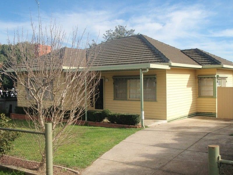 3 Grattan Street, SEYMOUR VIC 3660, Seymour - Image 1
