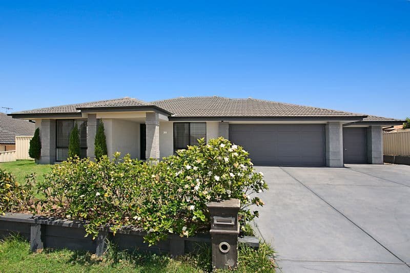 39 Pyalla Avenue, ABERGLASSLYN NSW 2320, Aberglasslyn - Image 1
