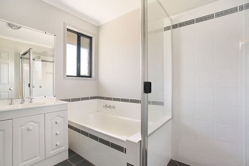 39 Pyalla Avenue, ABERGLASSLYN NSW 2320, Aberglasslyn - Thumbnail 7