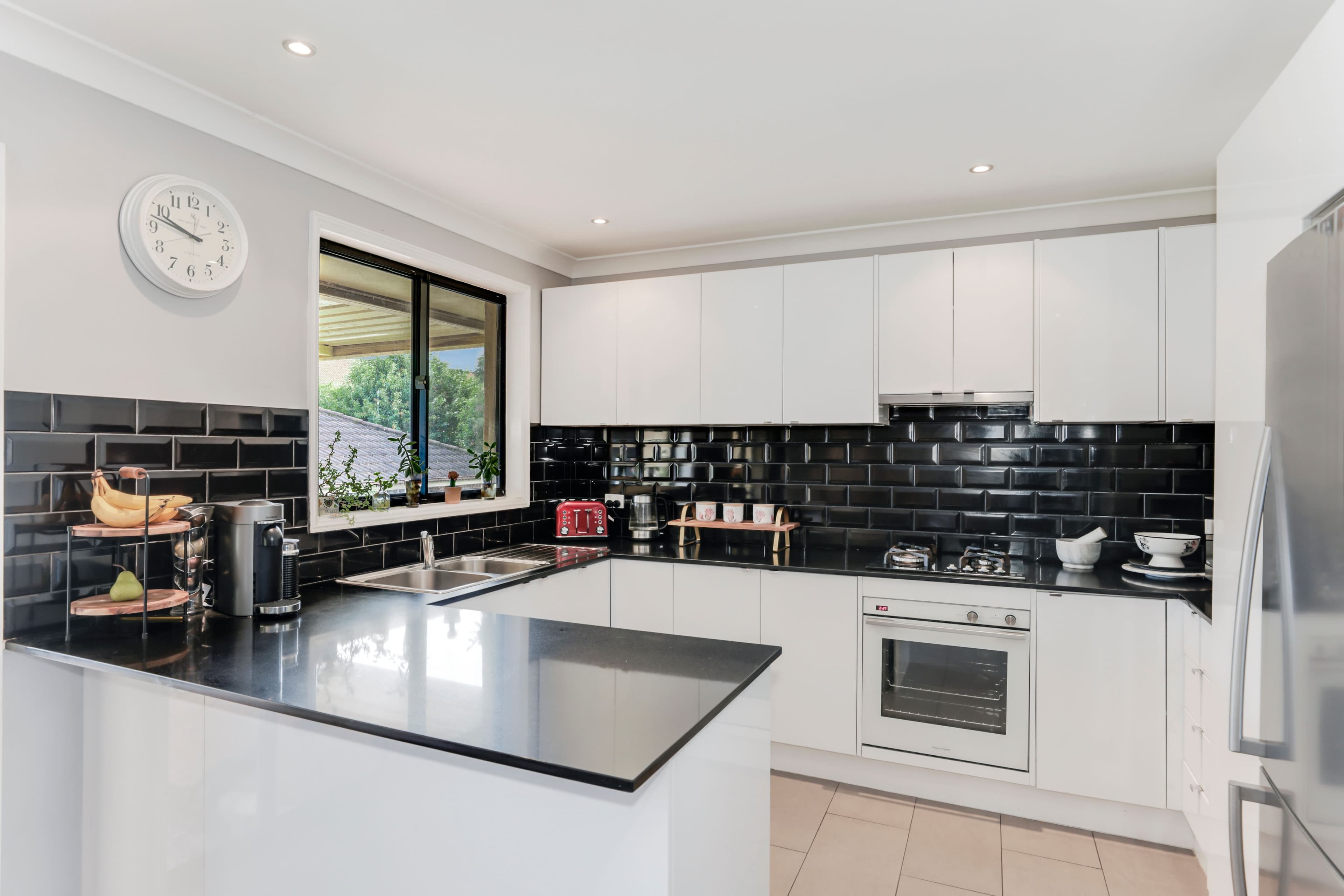 115 The Lakes Drive, Glenmore Park NSW 2745, Glenmore Park - Thumbnail 4