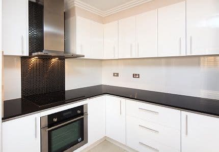 79 Strong Avenue, GRACEVILLE QLD 4075, Graceville - Thumbnail 4