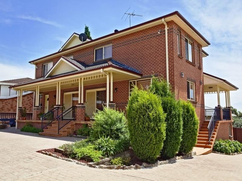 37  Begovich Crescent, ABBOTSBURY NSW 2176, Abbotsbury - Thumbnail 2