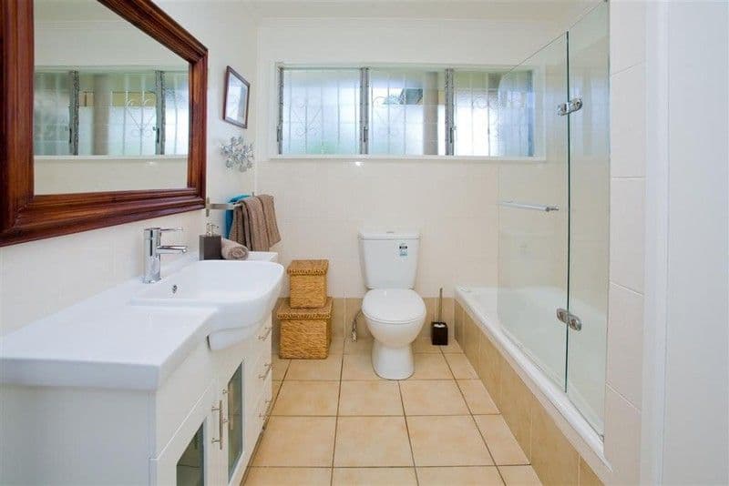 22 Sapphire Street, HOLLAND PARK QLD 4121, Holland Park - Thumbnail 7
