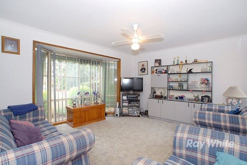 16B Tenandra Court, BERWICK VIC 3806, Berwick - Thumbnail 2