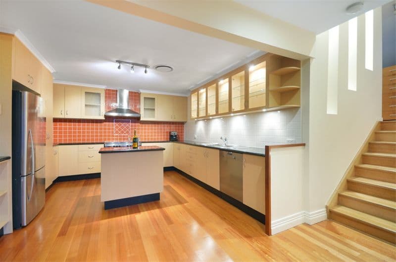 17 Atkinson Street, HAMILTON QLD 4007, Hamilton - Thumbnail 5
