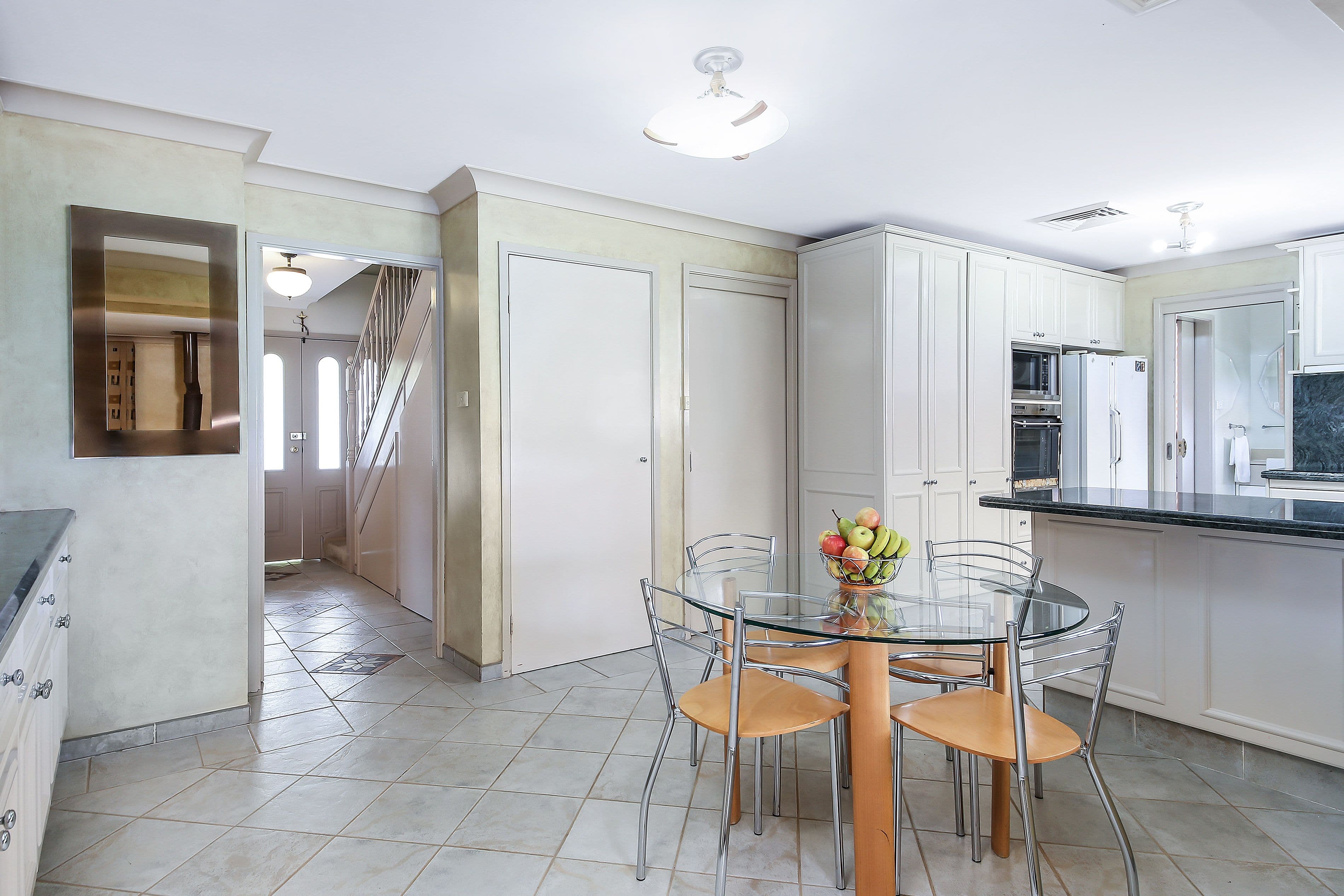 12 Keswick Street, Georges Hall - Thumbnail 5