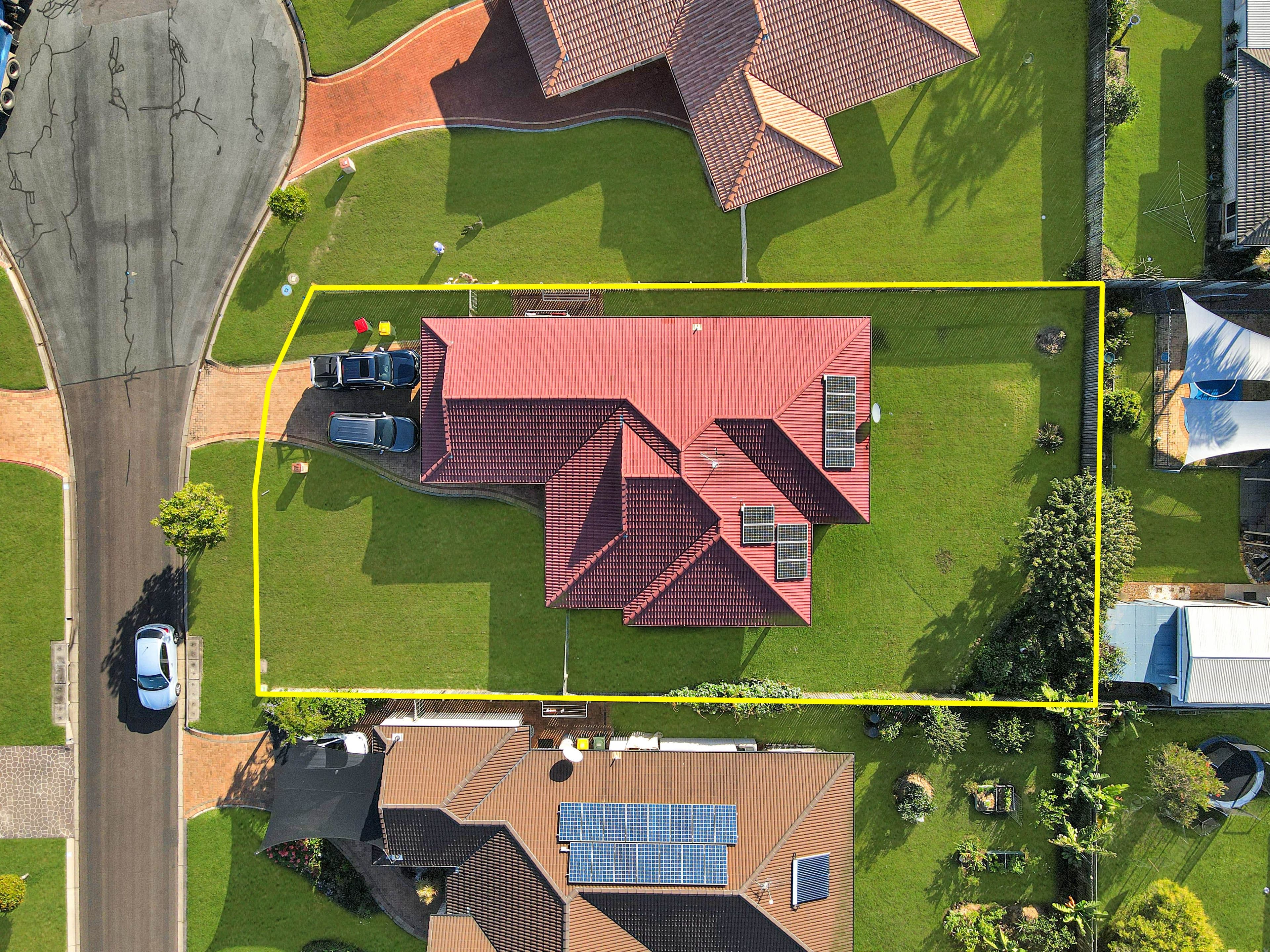 9 Surrey Court, Kawungan QLD 4655, Kawungan - Thumbnail 2