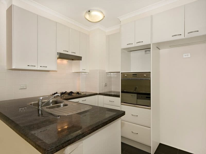 2 Shore Street, CHISWICK NSW 2046, Chiswick - Thumbnail 2