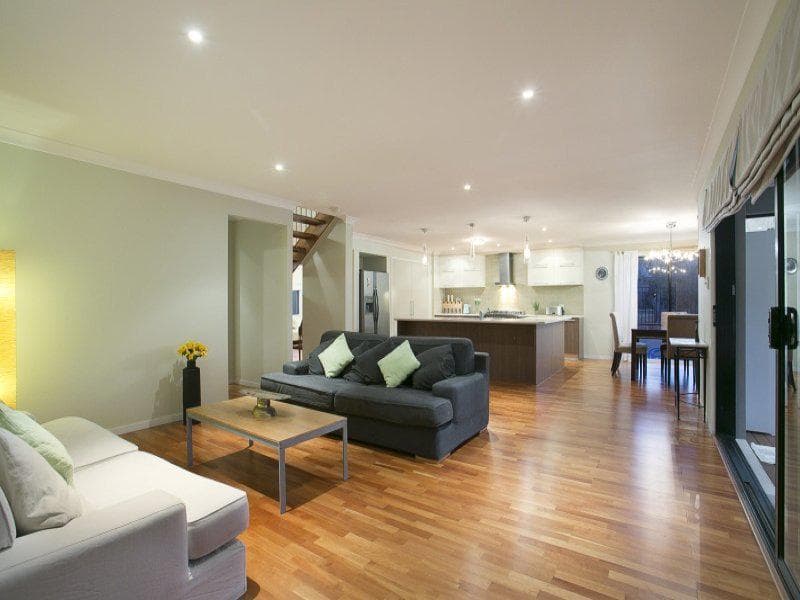 33 Christopher Place,  Sinnamon Park, Sinnamon Park - Thumbnail 6