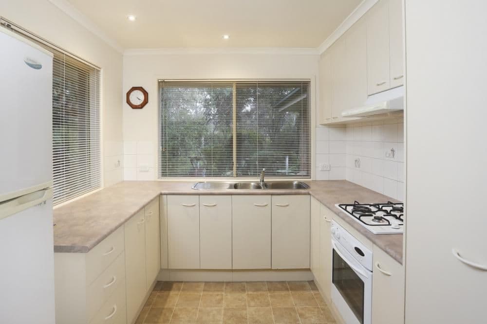 19 Wingoon Drive, California Gully VIC 3556, California Gully - Thumbnail 6