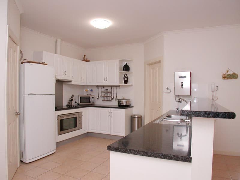 32 Elizabeth Street, OLD NOARLUNGA SA 5168, Old Noarlunga - Image 1