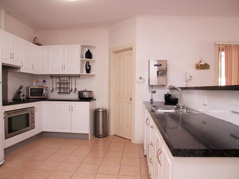 32 Elizabeth Street, OLD NOARLUNGA SA 5168, Old Noarlunga - Thumbnail 4