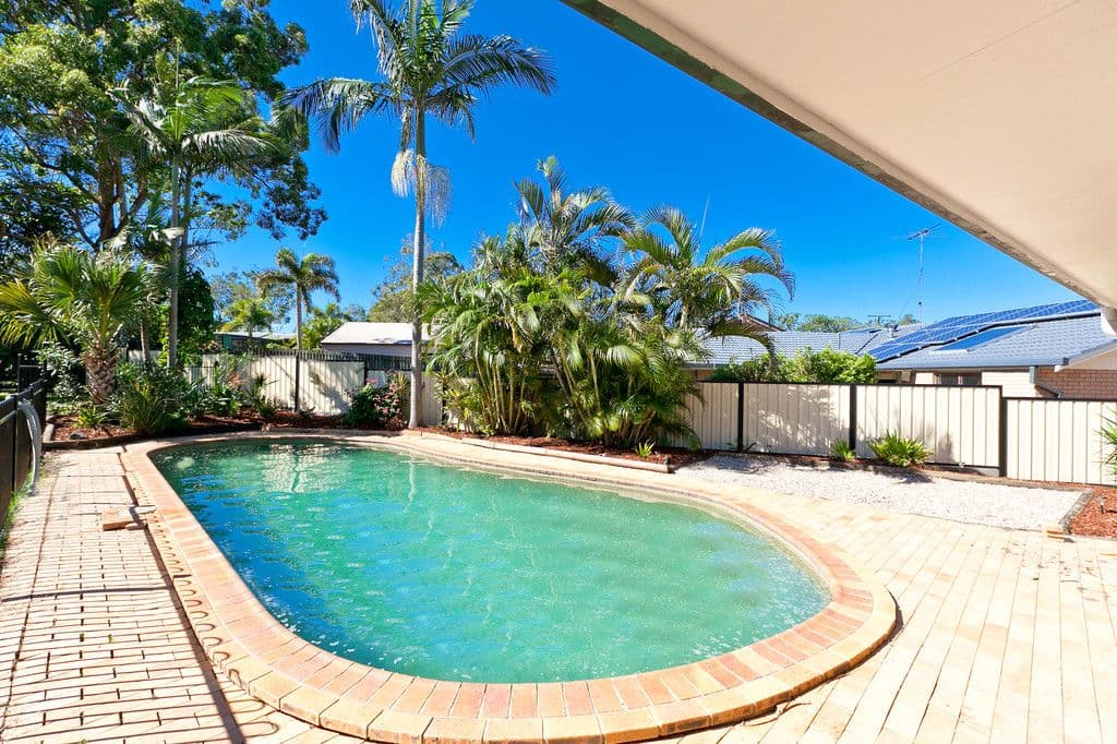 10 Joanne Crescent, THORNLANDS QLD 4164, Thornlands - Thumbnail 2