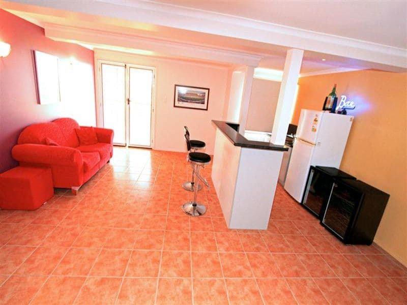 31 Wiseman Street, THE RANGE QLD 4700, The Range - Thumbnail 4