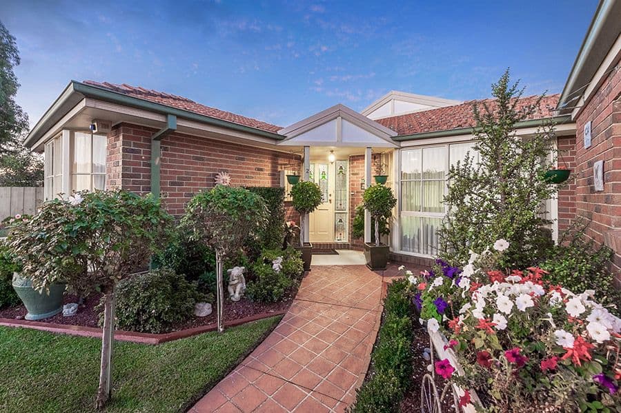 2 Murchison Way, Thomastown VIC 3074, Thomastown - Thumbnail 2