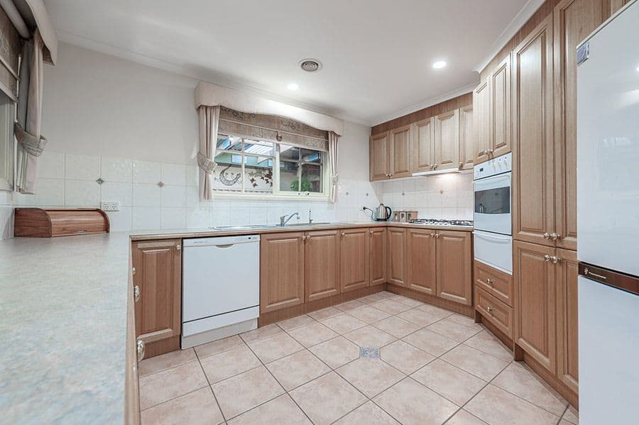 2 Murchison Way, Thomastown VIC 3074, Thomastown - Thumbnail 3
