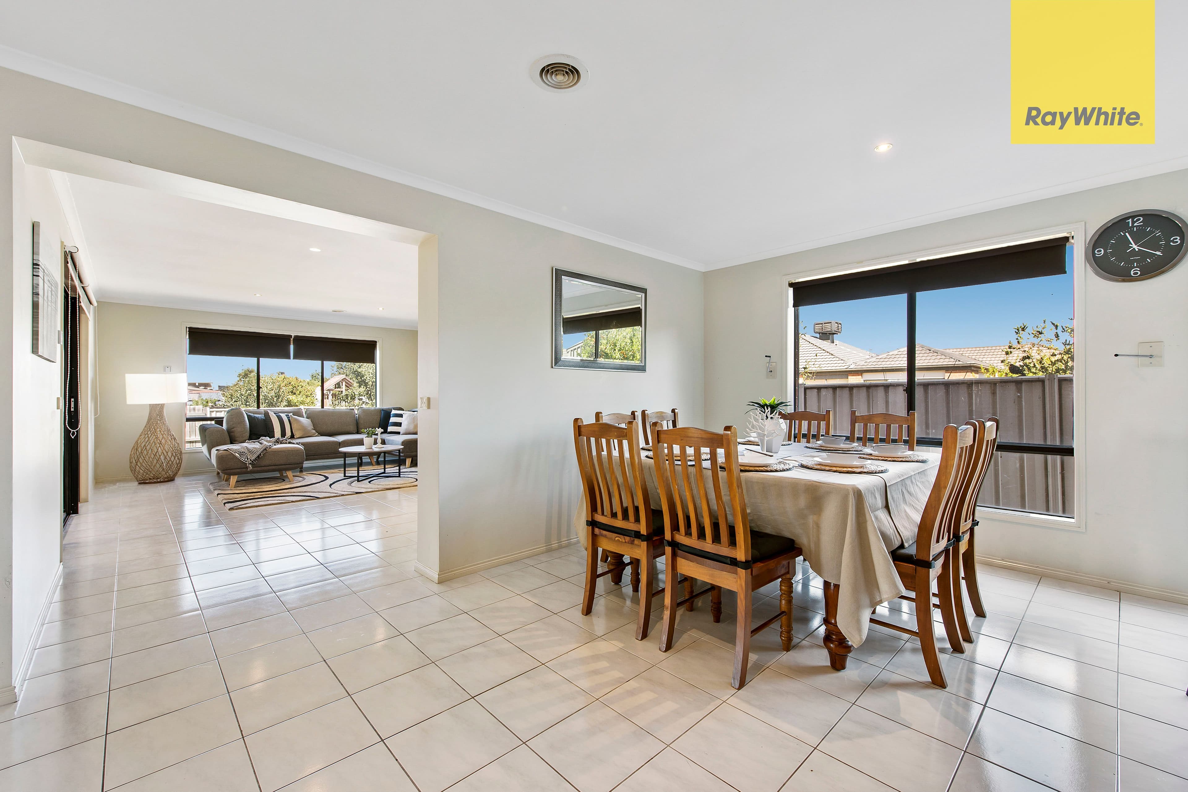 16 Amber Way, Taylors Hill VIC 3037, Taylors Hill - Thumbnail 4