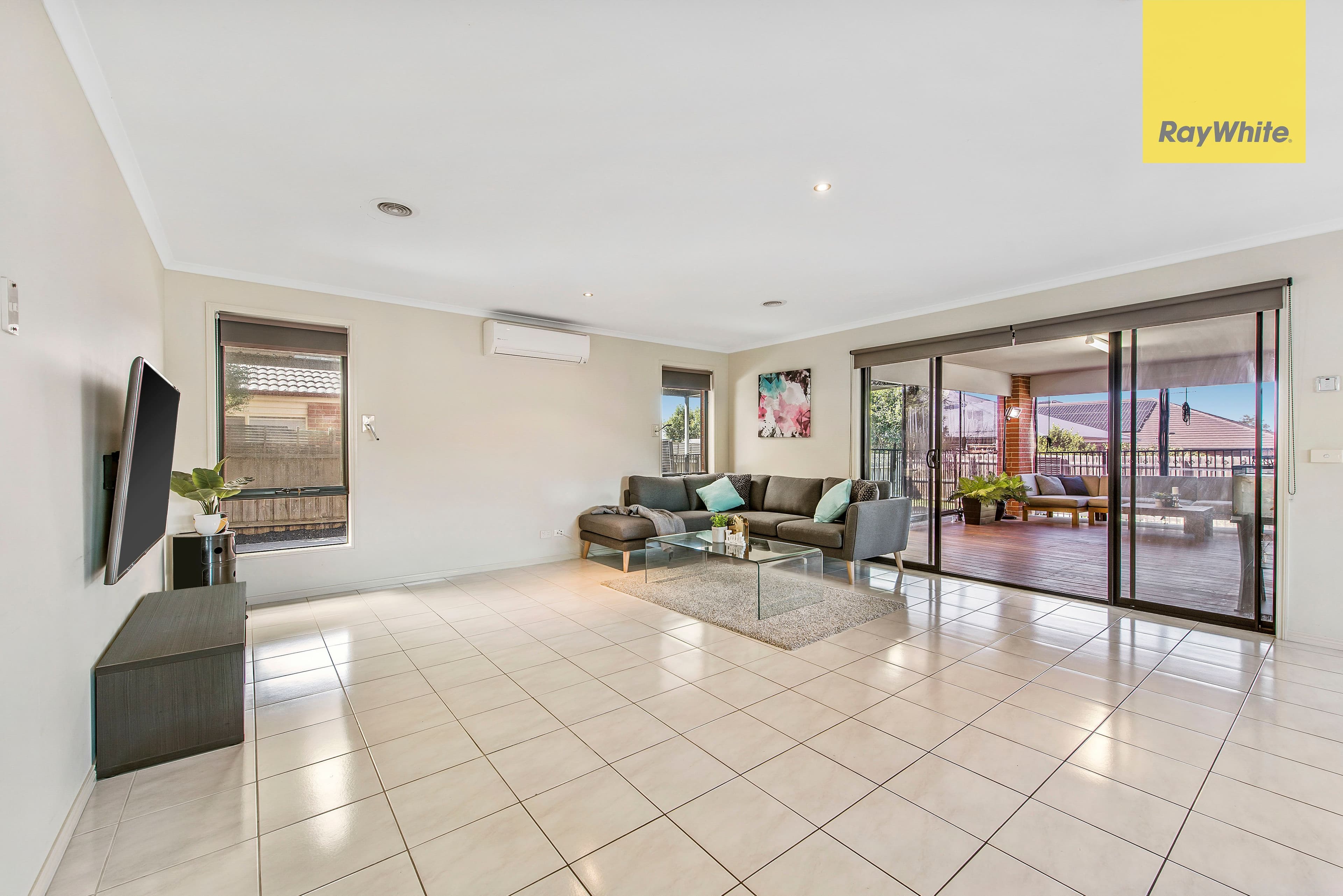 16 Amber Way, Taylors Hill VIC 3037, Taylors Hill - Thumbnail 5