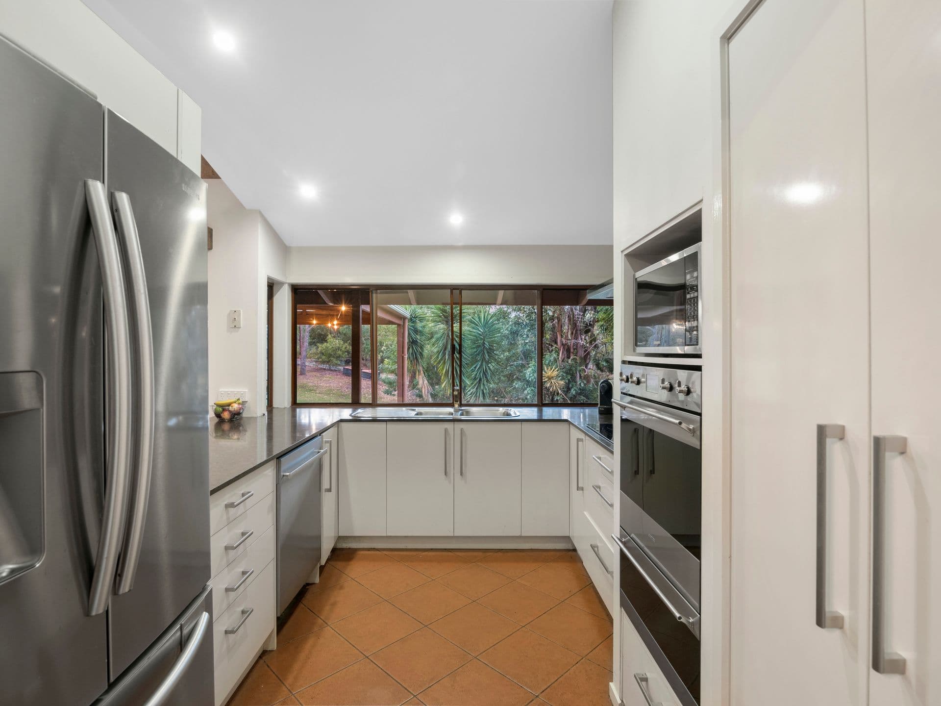 26 Evergreen Drive, Elanora QLD 4221, Elanora - Thumbnail 2