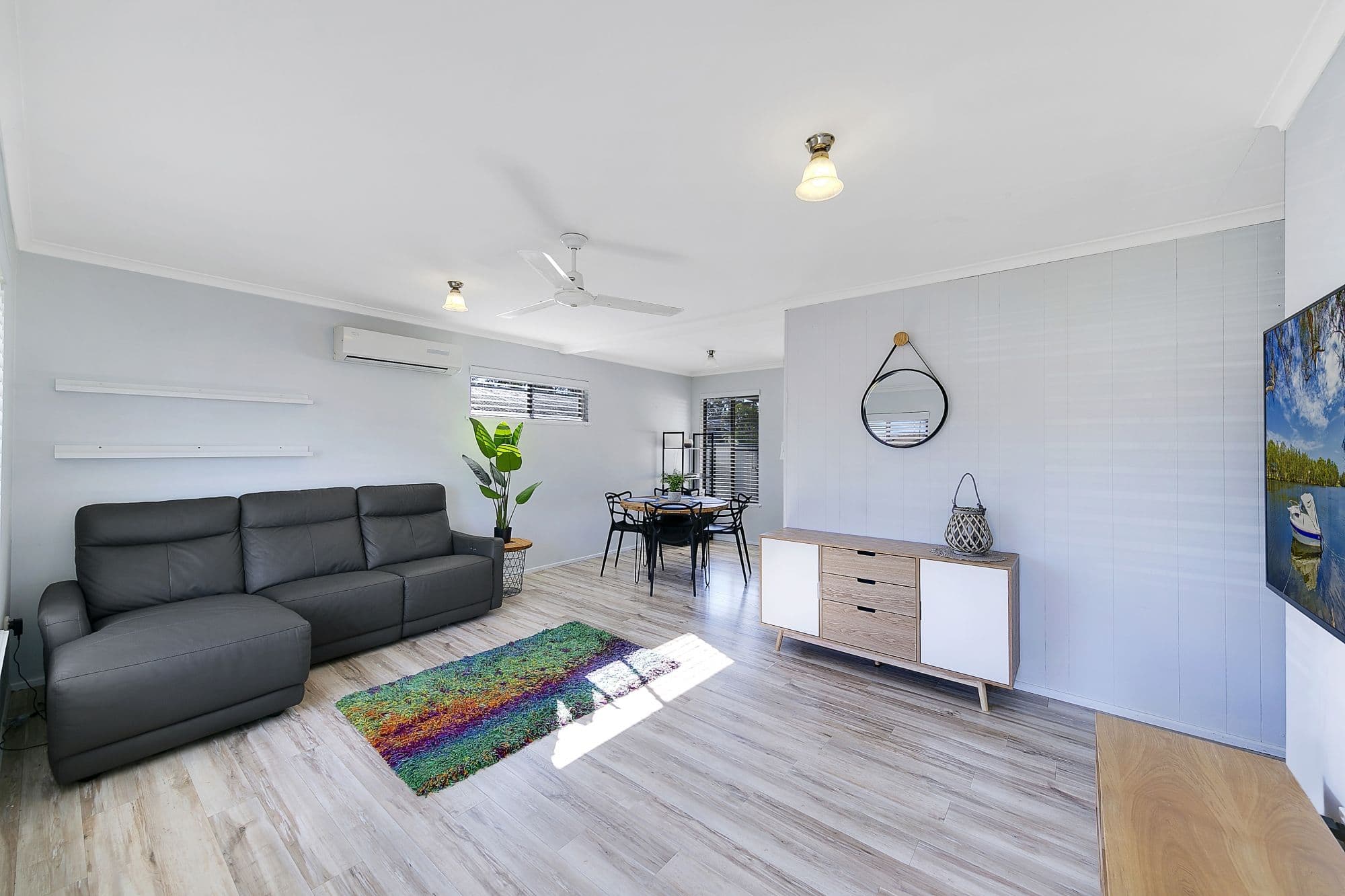 3 Clare Crescent, Berkeley Vale - Thumbnail 3