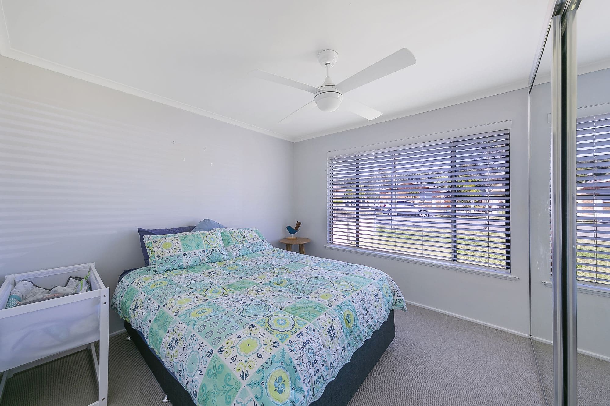 3 Clare Crescent, Berkeley Vale - Thumbnail 4