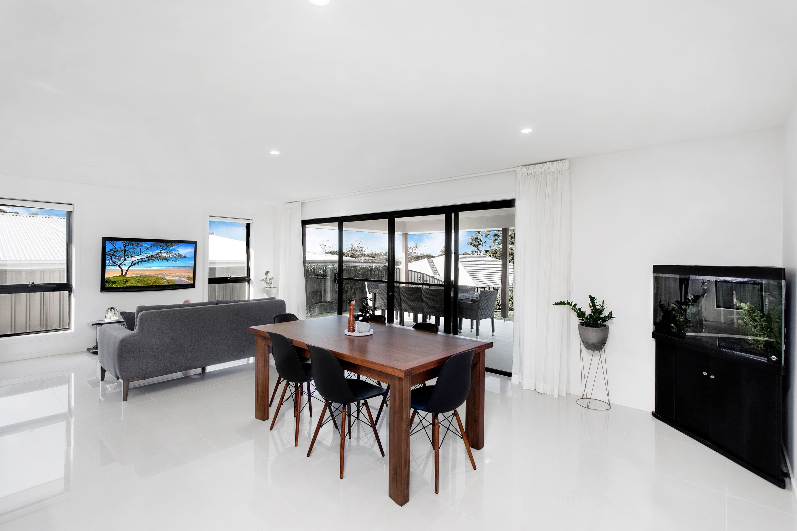 7 Seashore Place, Sandy Beach - Thumbnail 3