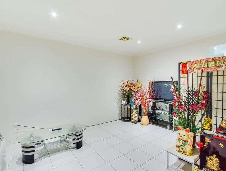 114 Rose Grange Boulevard, Tarneit VIC 3029, Tarneit - Thumbnail 6