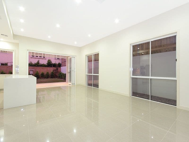 20 Rees Avenue, CLAYFIELD QLD 4011, Clayfield - Thumbnail 2