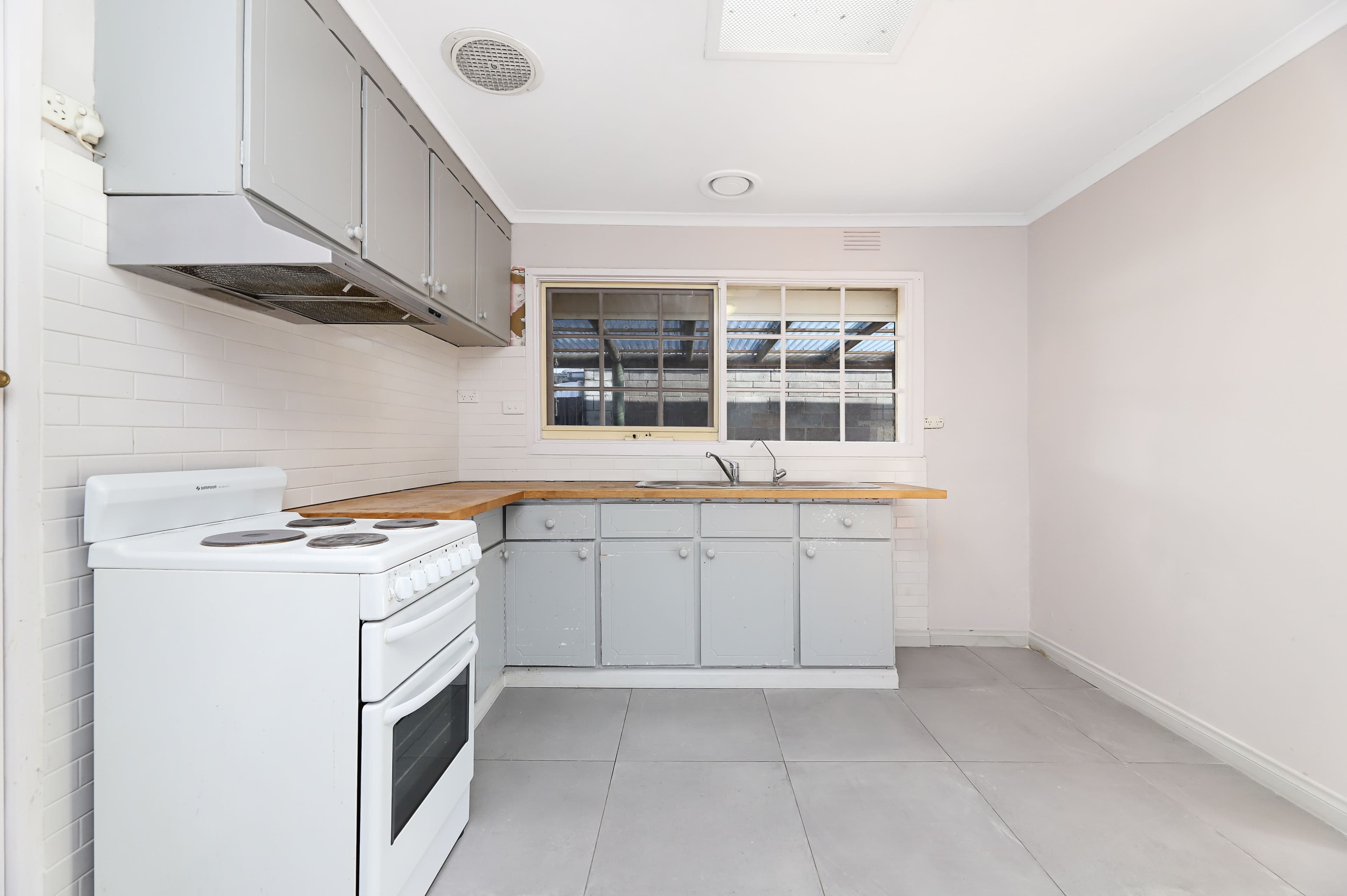 5 Dennis Street, Lalor VIC 3075, Lalor - Thumbnail 2