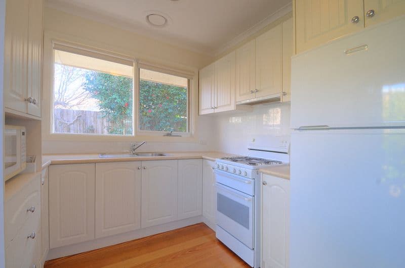 6 Robertson Parade, ASPENDALE VIC 3195, Aspendale - Thumbnail 3