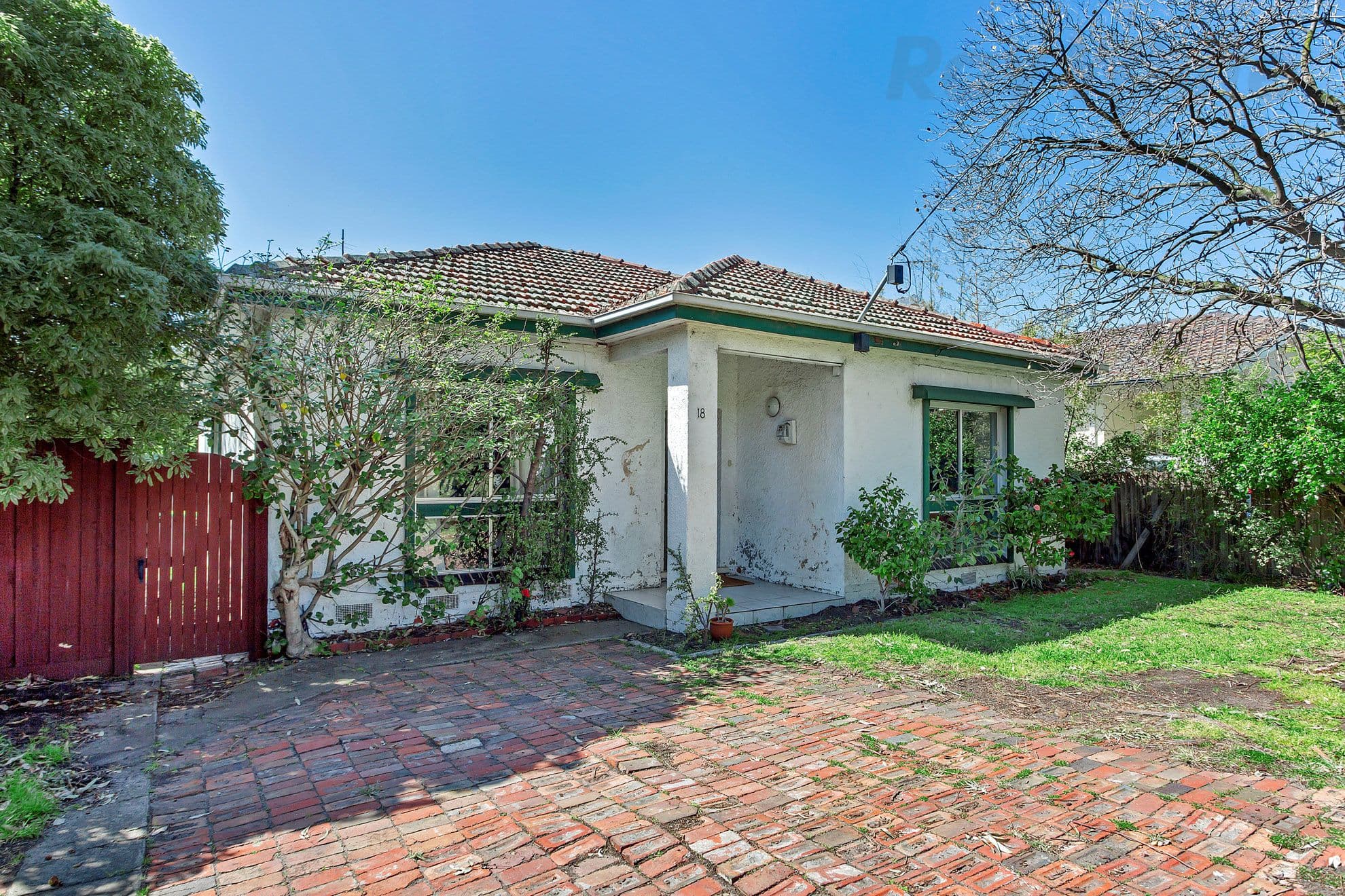 18 Thomas Street, Brighton East VIC 3187, Brighton East - Thumbnail 2