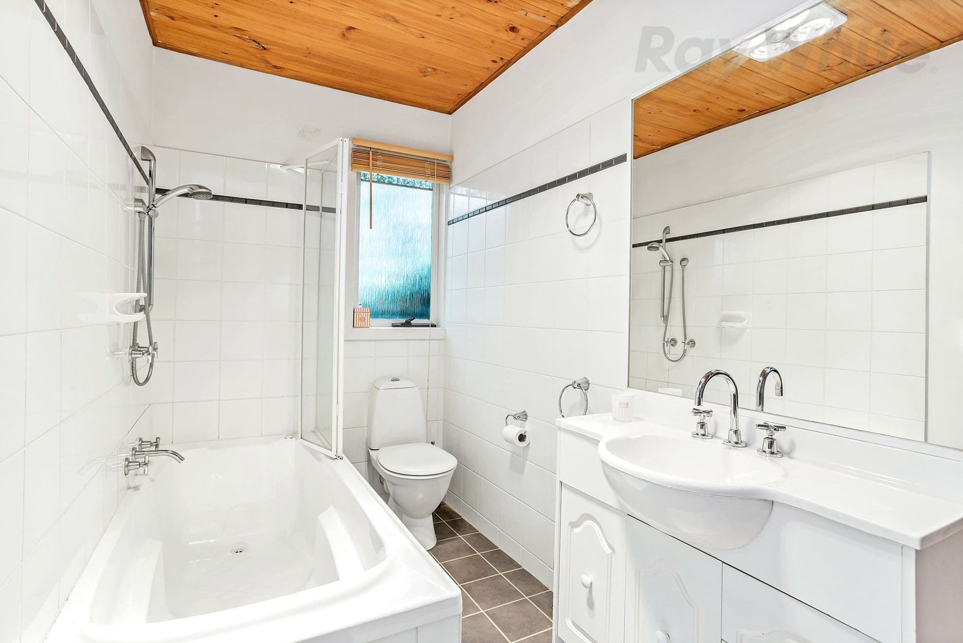 18 Thomas Street, Brighton East VIC 3187, Brighton East - Thumbnail 7