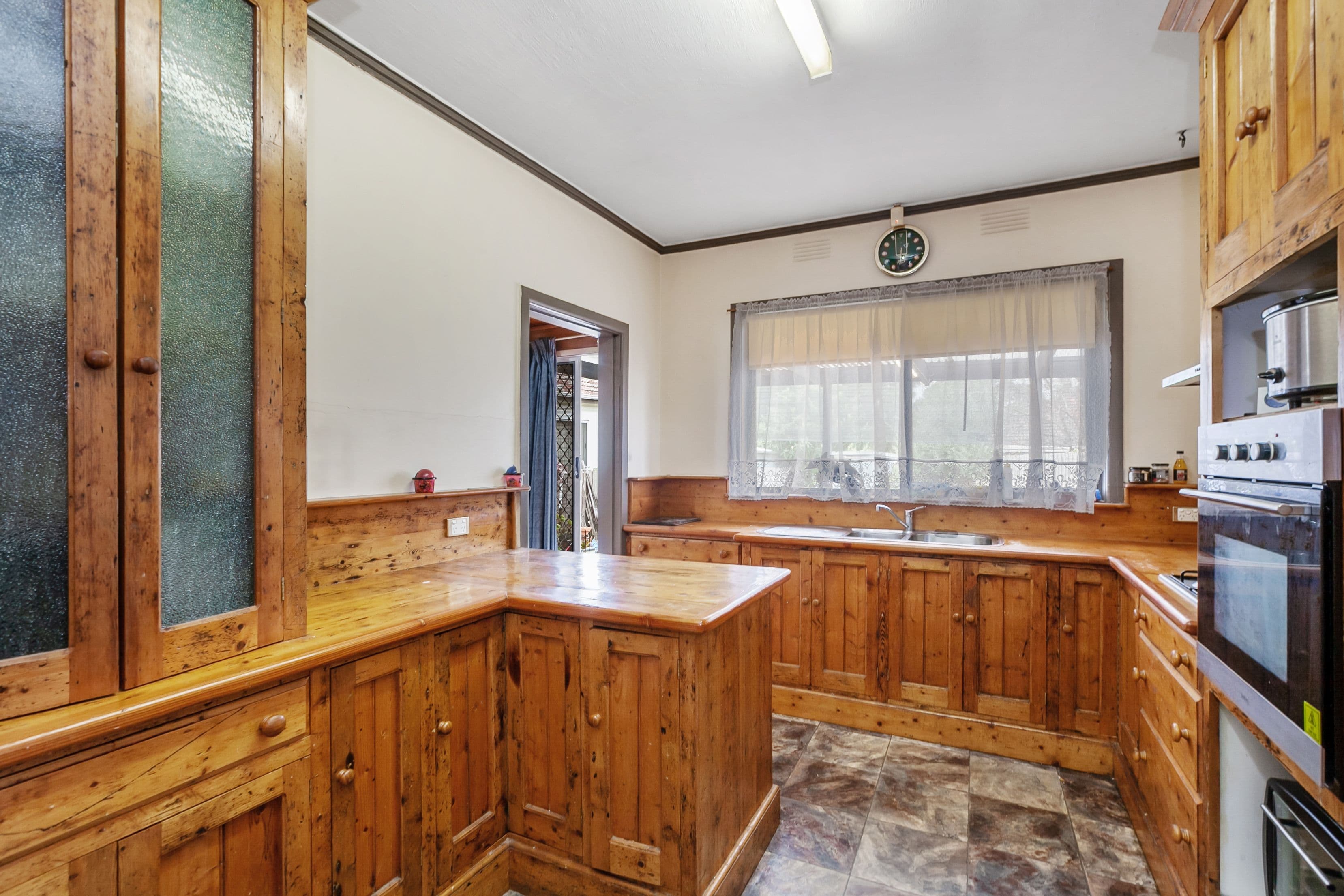 52 Cheddar Road, Reservoir VIC 3073, Reservoir - Thumbnail 4