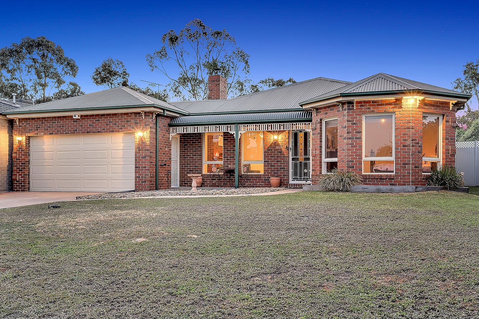 12 Chelmsford Court, Craigieburn VIC 3064, Craigieburn - Image 1