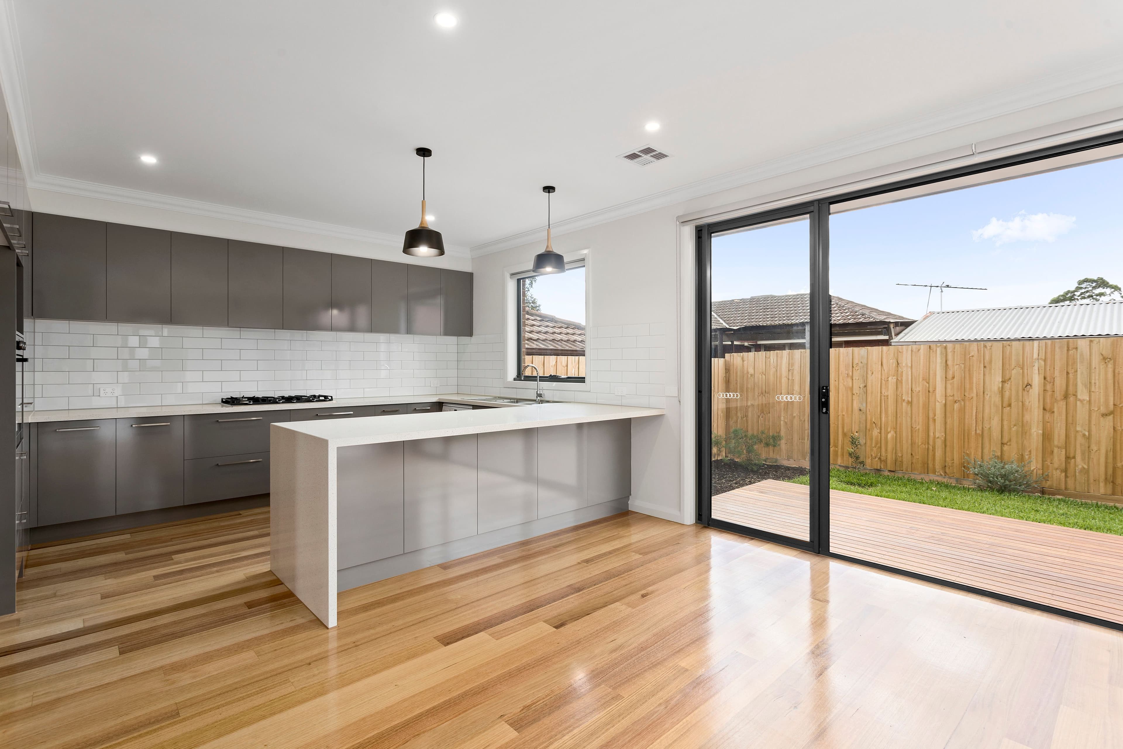 48 English Avenue, Scoresby VIC 3179, Scoresby - Thumbnail 3