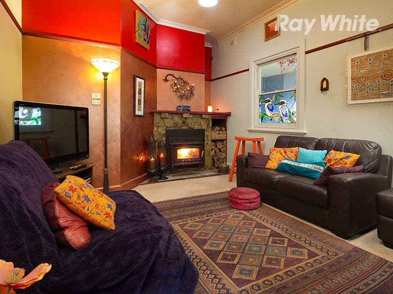 13 Wood Street, Beechworth VIC 3747, Beechworth - Thumbnail 6
