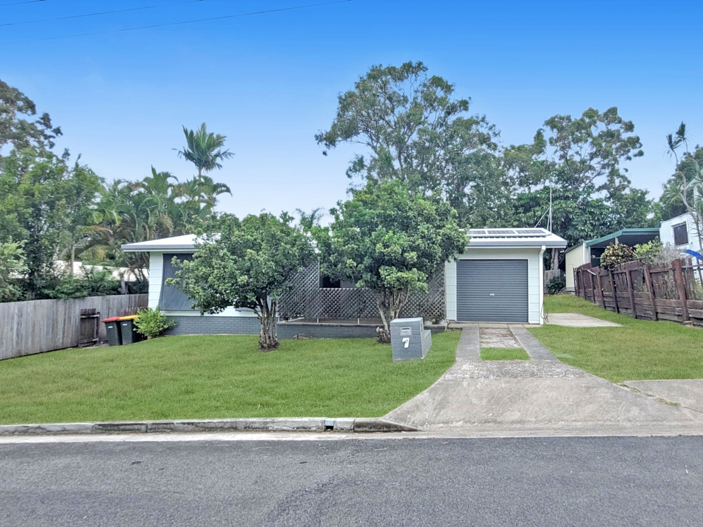 7 West Street, Torquay QLD 4655, Torquay - Image 1