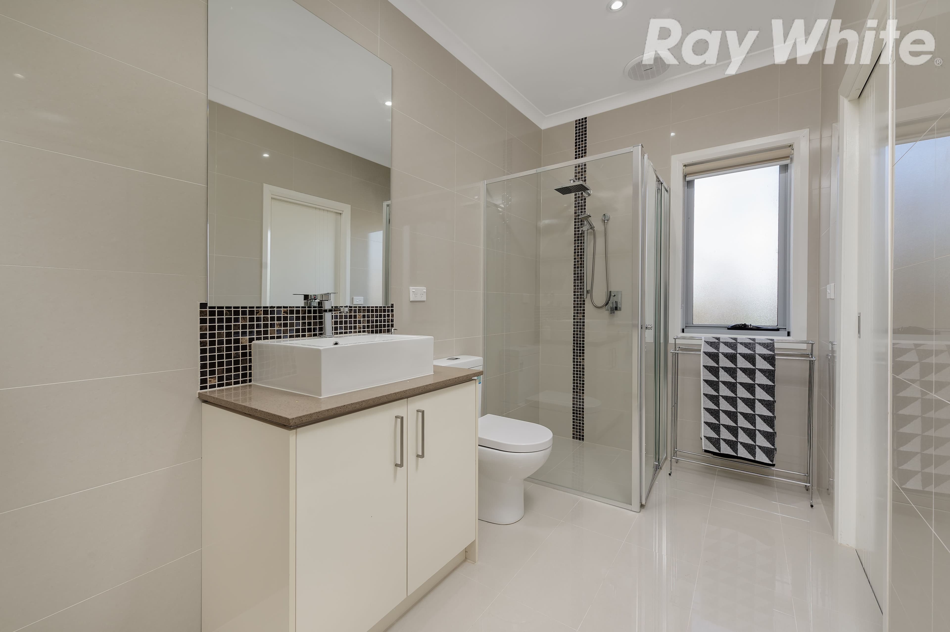46 Austin Crescent, Pascoe Vale VIC 3044, Pascoe Vale - Thumbnail 8