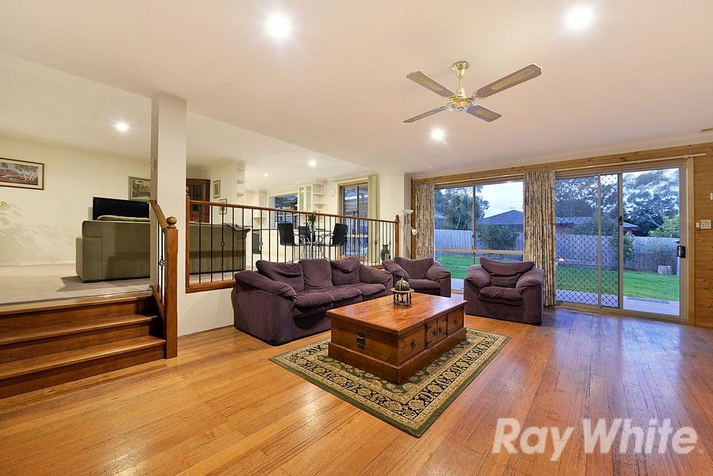 4 Cobain Square, Wantirna VIC 3152, Wantirna - Thumbnail 3